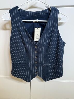 A NEW DAY Navy Pinstripe Button Front Vest- women’s size XS - NEW!